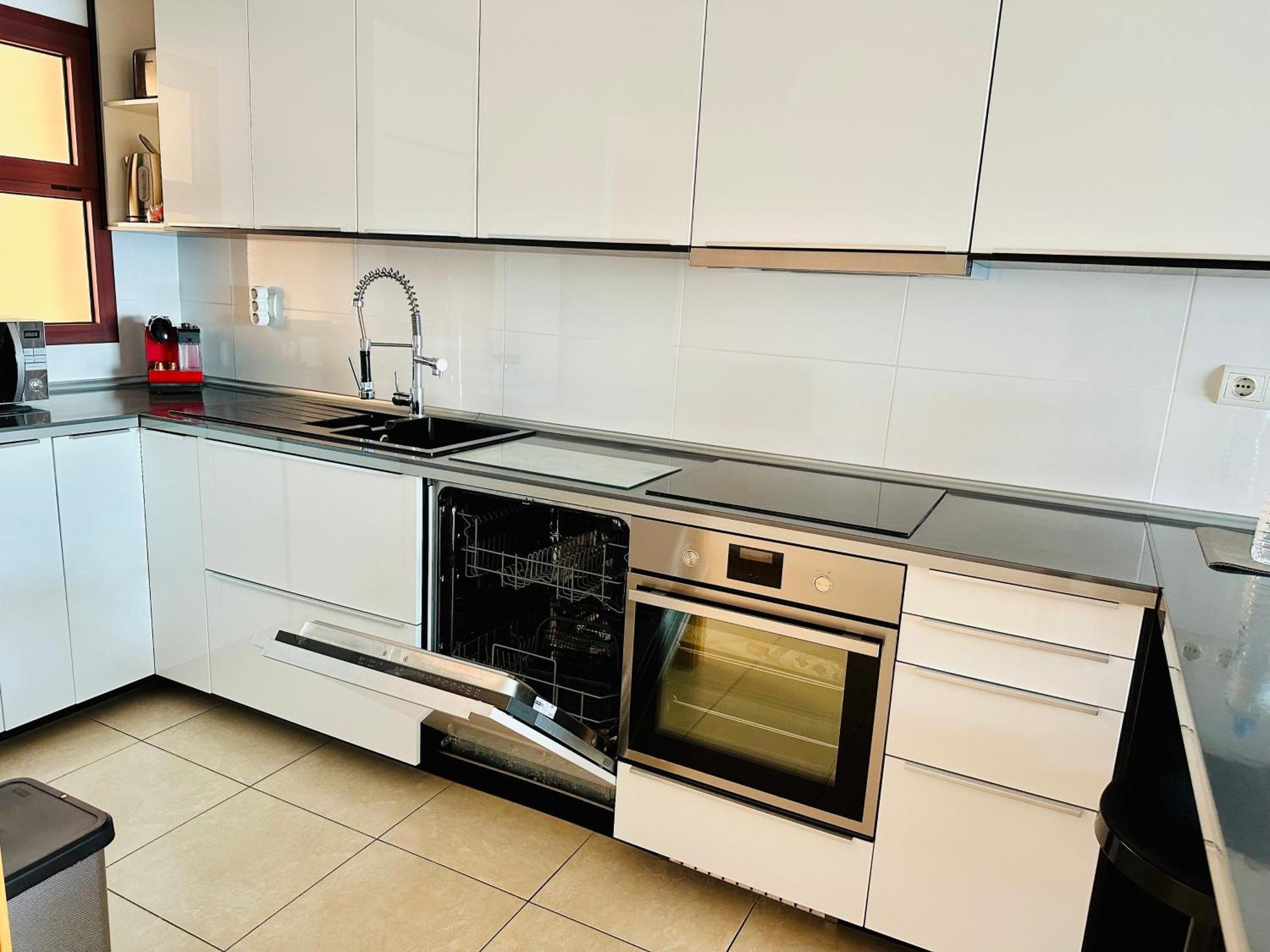 Su Eminencia - Sea View Apartment With Modern Comforts 皮拉亚德尔库拉 外观 照片